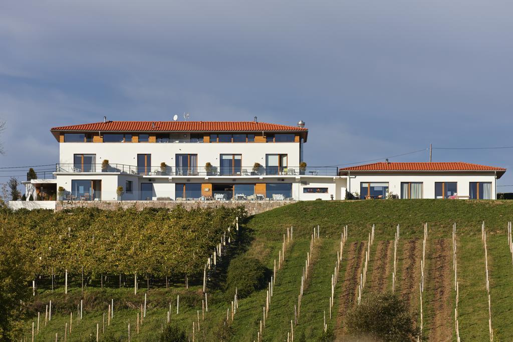 Hotel San Prudentzio Getaria Exterior photo